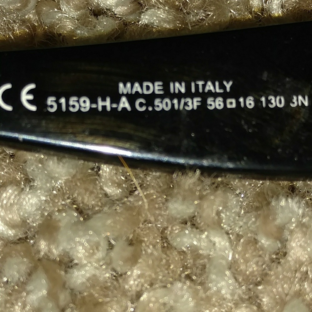 Chanel sunglasses - Picture 2 of 5